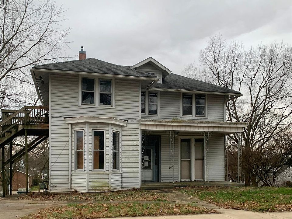 1st image of 503 E Pike St