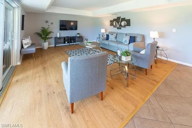 2 bed, 2.0 bath, 1403 sqft, $4,500 — Photo 4