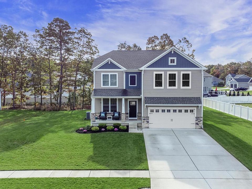 1st image of 106 Laquinta Dr