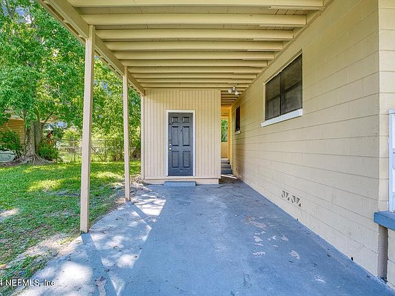 5th image of 2760 W 45TH Street