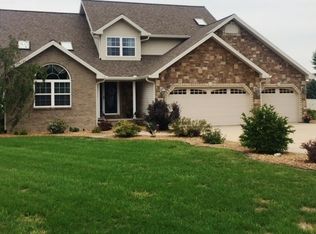 1336 Lakeview Bnd, Rochester, IN 46975