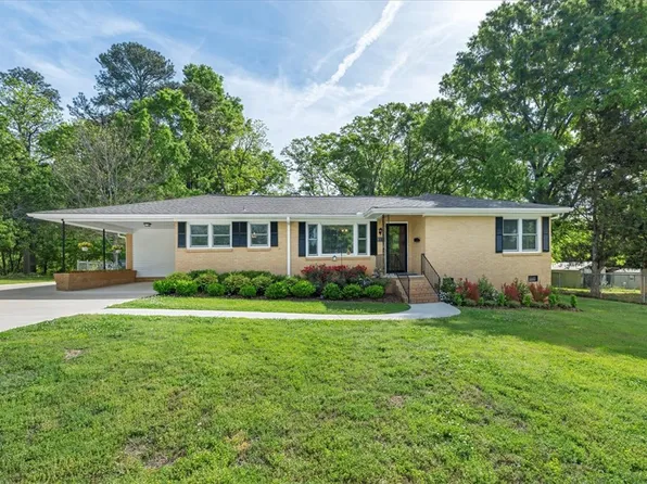 210 Heyward Ave, Honea Path, SC 29654