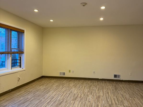 12 Steuben St #2