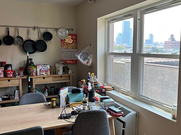 4th image of 3438 41st St Ph 2