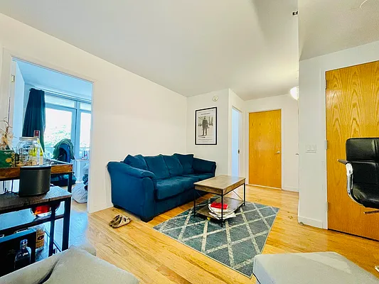 Rented by Metropolitan Property Group | media 26