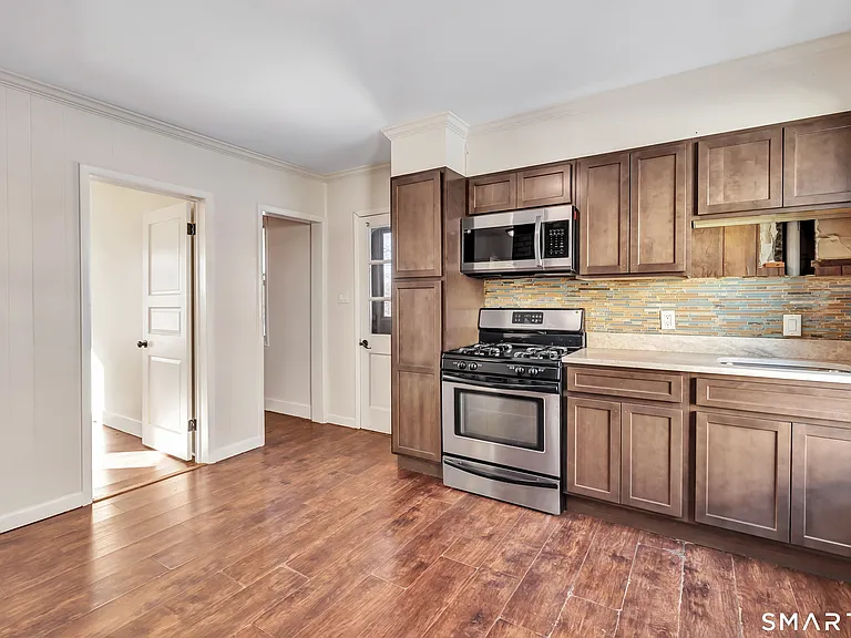 10 Summit St #1 — Photo 11