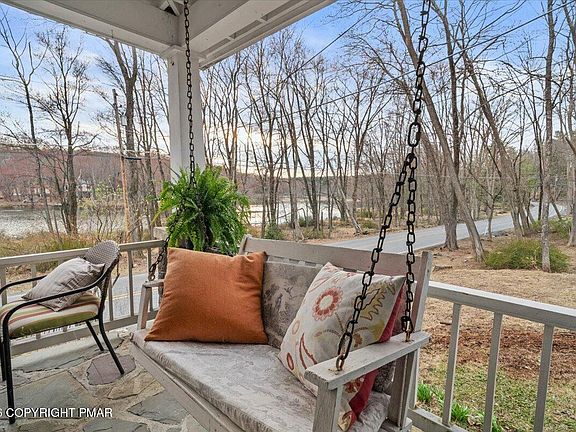 5th image of 166 Alpine Lake Rd