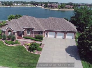 59 Ponderosa Dr, Grand Island, NE 68803