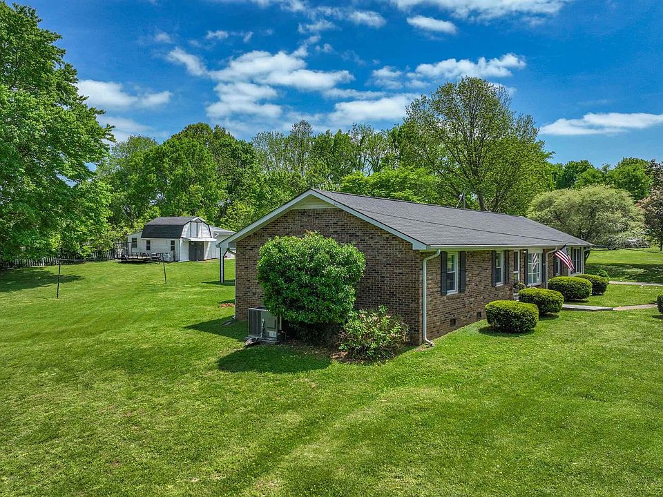 373 Sango Rd, Clarksville, TN 37043 Zillow