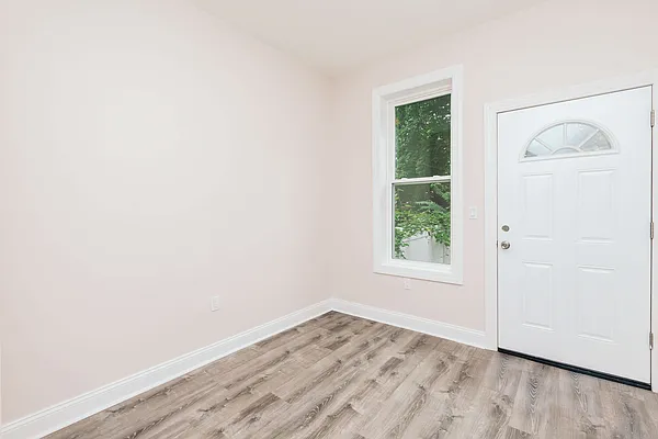 Rented by Nooklyn NYC LLC | media 10