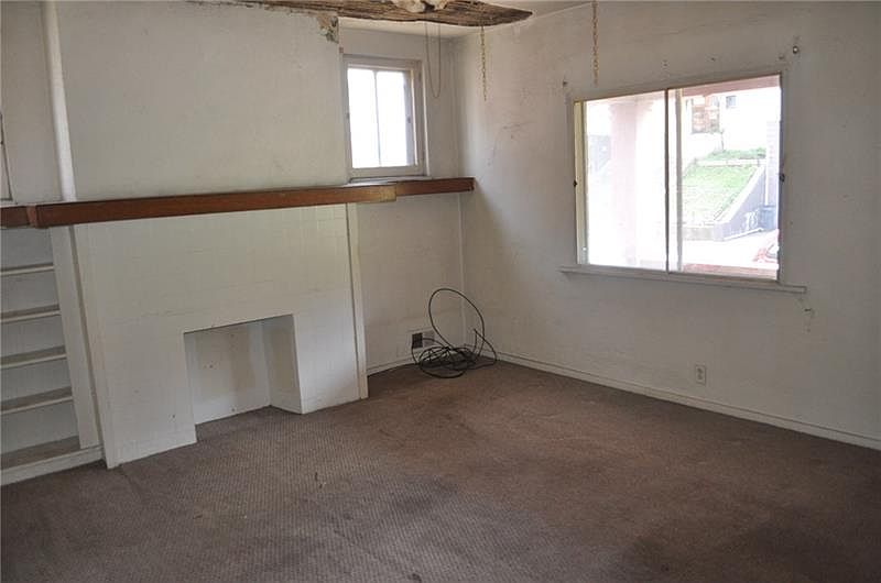 526 Ohio Ave Glassport PA Zillow