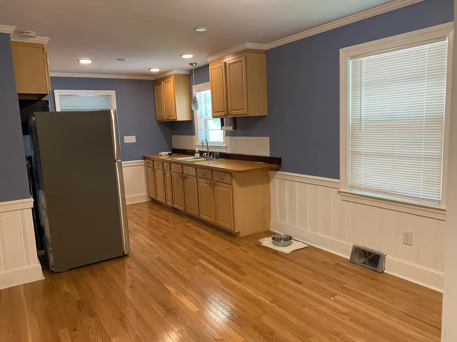4 bed, 2034 sqft, $3,000 — Photo 4