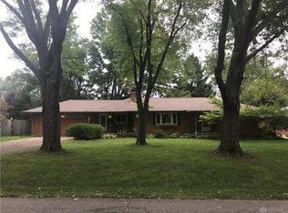 4230 Sugarcreek Dr, Bellbrook, OH 45305