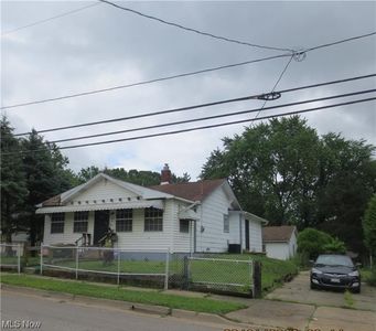 1154 Kinzie St, Akron, OH, 44305