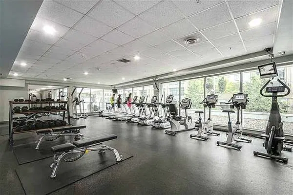939 Expo Blvd #809