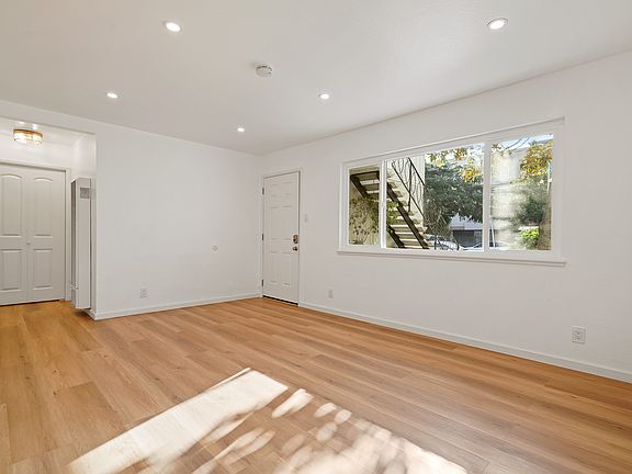 5th image of 401 Rogell Ct APT 1