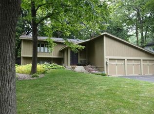 13113 Manor Blvd W, Burnsville, MN 55337