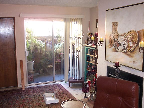 Living room /patio area