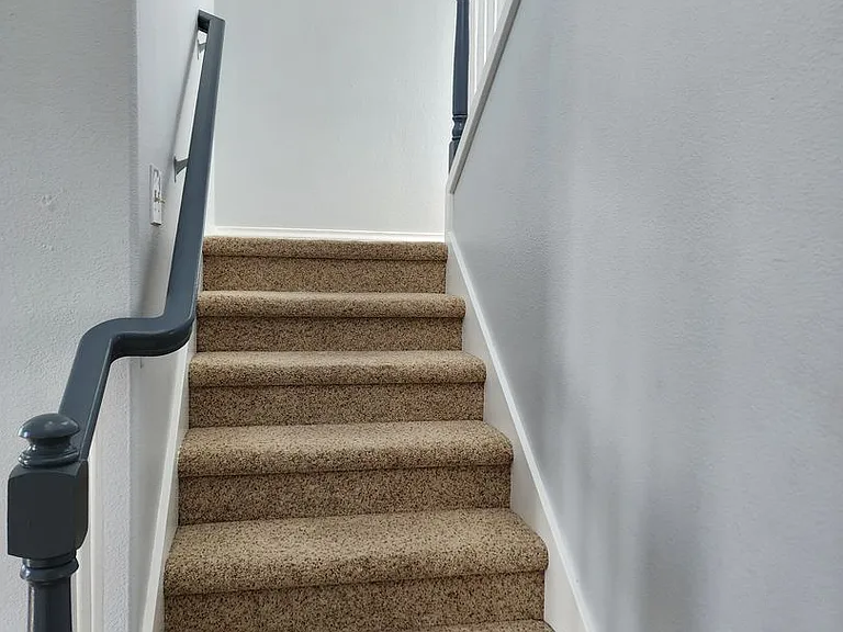 1592 Kingston Way — Photo 17