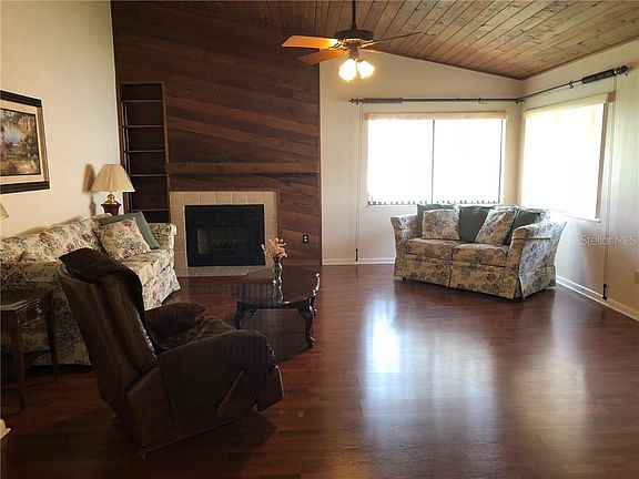 3rd image of 4016 Golfside Dr #1
