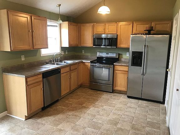 2nd image of 4600 Baywood Ct