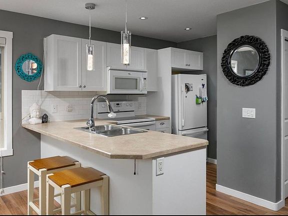 5th image of 6822 Madrid Way Unit 310