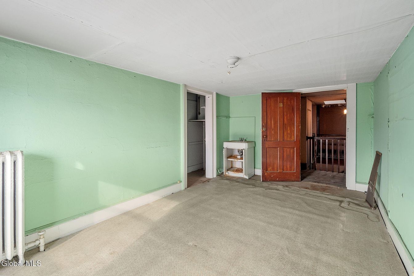 43rd image of 93 Ten Broeck Street