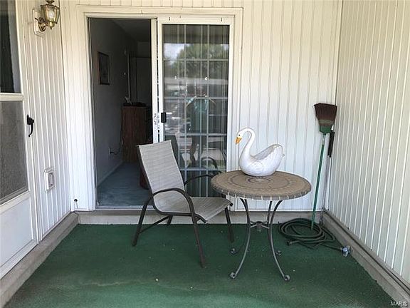 3rd image of 1715 Mayenne Ct APT D