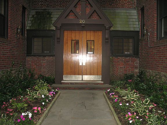 2nd image of 20 William St APT 3J