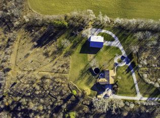 W299S6091 Genesee Pass, Waukesha, WI 53189