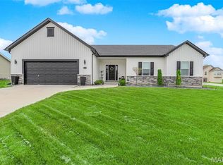 132 Bluewater Ln, Moscow Mills, MO 63362