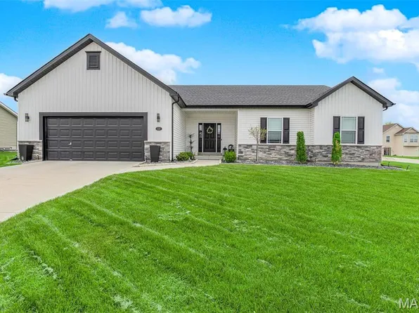 132 Bluewater Ln, Moscow Mills, MO 63362