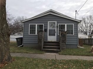 807 E 25th Ct, Des Moines, IA 50317