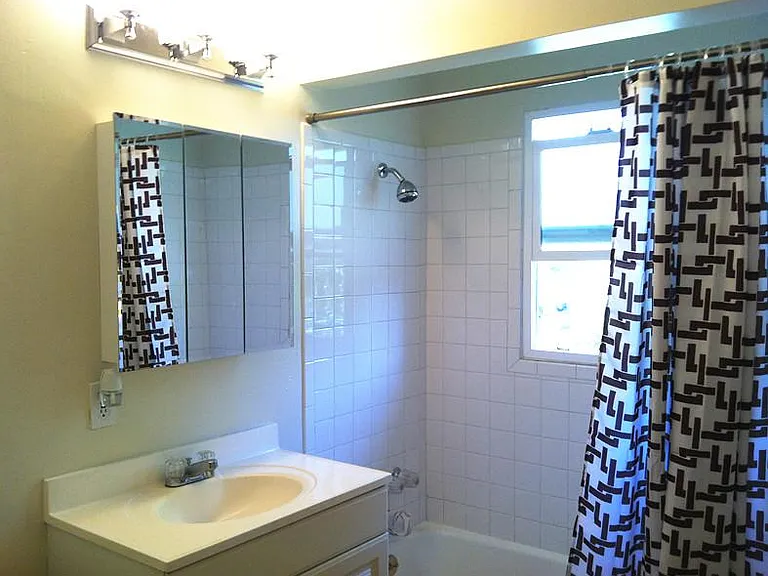 419 N Cambridge Ave — Photo 14
