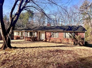 229 Woodland Dr, Pilot Mountain, NC 28621