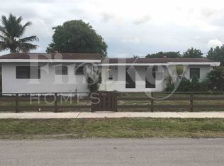 5850 NW 118th St, Hialeah, FL 33012