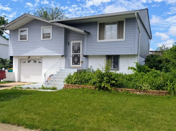418 Arnold Ave, Romeoville, IL 60446