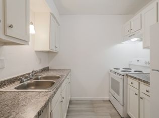 Holmes Flatz, Lansing, MI 48911