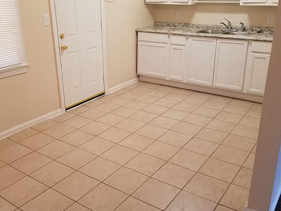4th image of 1509 Ollie Dr