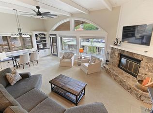 6620 E Lake Point Dr #26, Osage Beach, MO 65065