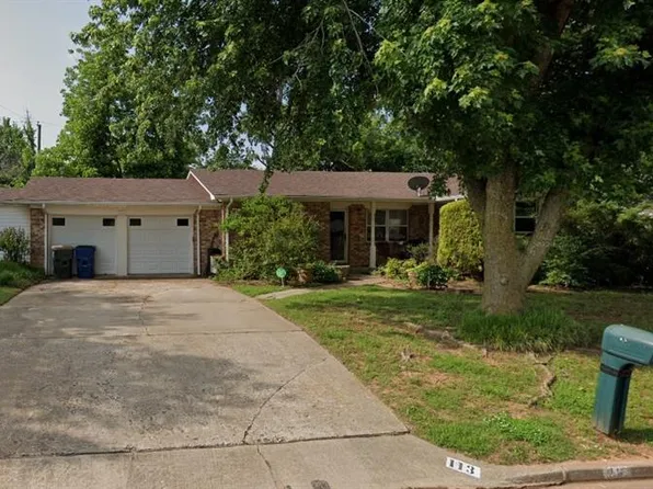 113 Belmont Dr, Chickasha, OK 73018