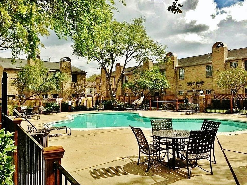 1st image of 9850 Pagewood Ln APT 806