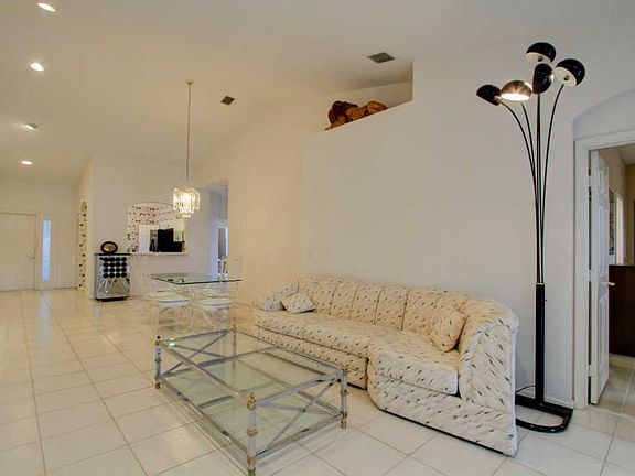 2nd image of 9763 Crescent View Dr S