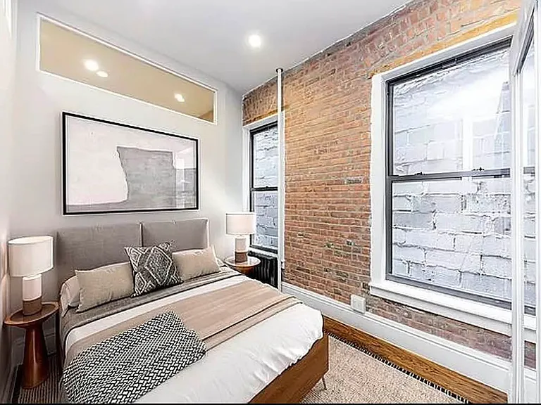 266 W 25th St #4W — Photo 4