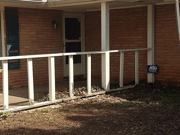 3rd image of 11208 Greystone Ave