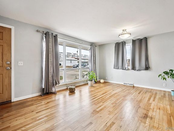 4th image of 2849 W Vassar Avenue