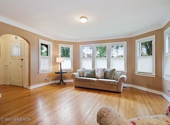 3rd image of 1738 N Natchez Ave