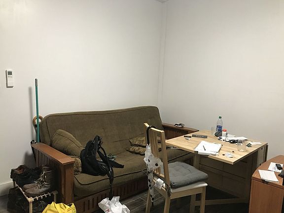4th image of 318 Bedford Ave APT 2