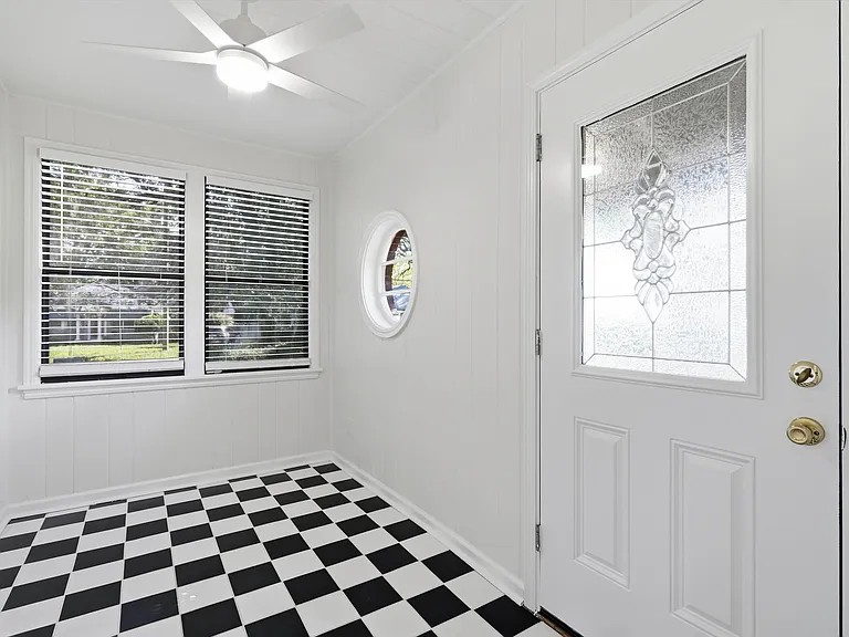 1674 Parrish Pl — Photo 45