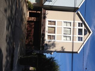 94 Main St #2, Newark, NJ 07105